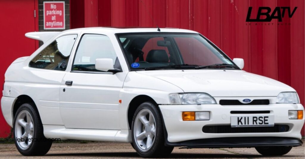 Ford Escort RS : L'icône des voitures de sport au design audacieux et aux performances légendaires 3 Expérience De Conduite